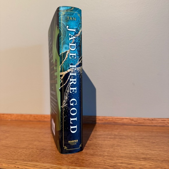 Jade Fire Gold by June CL Tan - Picture 4 of 6